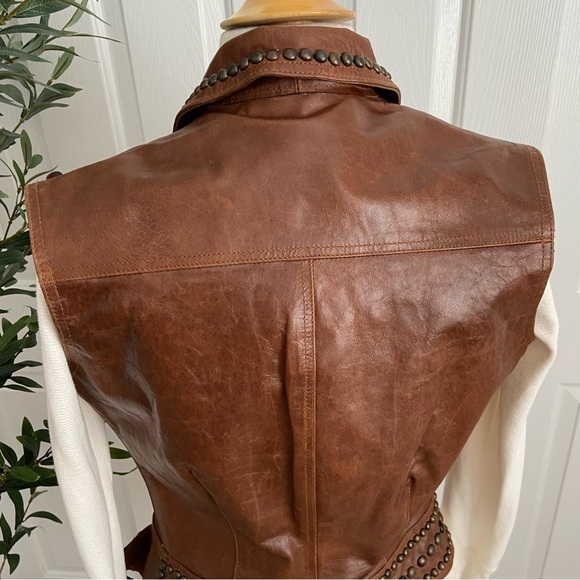 The Ranch Wear Vintage Rebel Leather Studded Vest - Picture 12 of 15